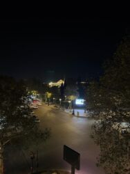 Uzunmüddətli kirayə mənzillər: Gəncə şəhərində Tam Merkez Yeni temirli Bütün eşyalari ile 2 otaqli — 2