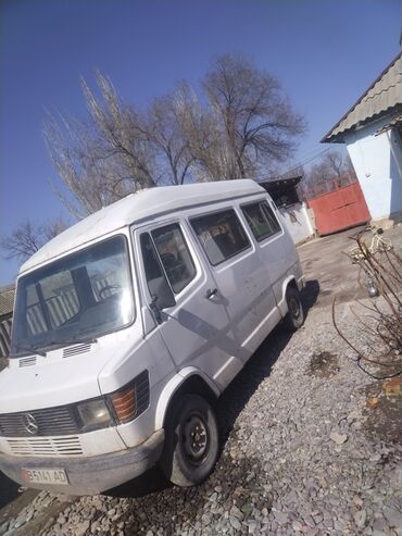 сапок гурзовой: Mercedes-Benz : 1992 г., 2.3 л, Механика, Дизель