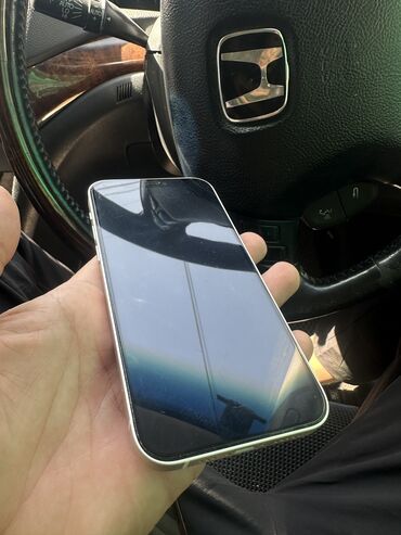 4к монитор: IPhone 12, Б/у, 128 ГБ, White Titanium, Защитное стекло, Чехол, Коробка, 78 %