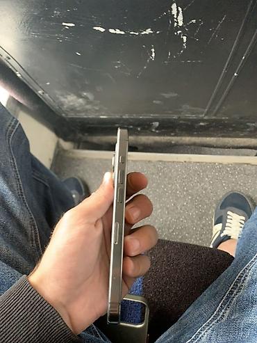 irshad telecom iphone 11 pro: IPhone 15 Pro, 256 GB, Graphite, Face ID — 4