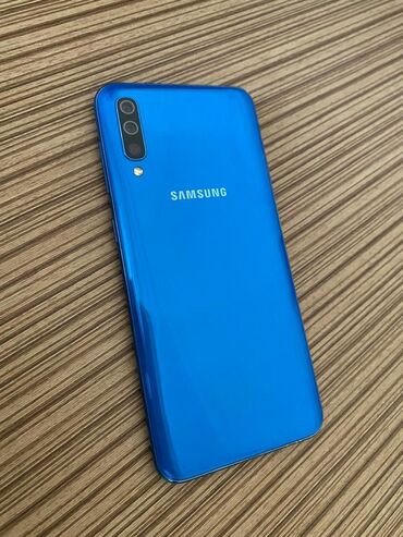samsung a6 2018 qiymeti: Samsung A500, 64 GB, rəng - Göy, Sensor, Barmaq izi, İki sim kartlı
