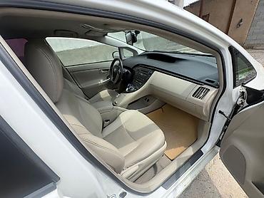 ланкрузер 470: Toyota Prius: 2010 г., Автомат, Гибрид, Лифтбек — 7
