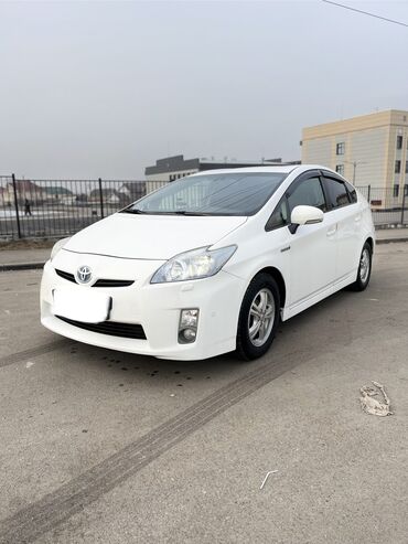 Toyota: Toyota Prius: 2011 г., 1.8 л, Робот, Гибрид, Хетчбек