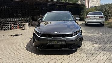 поменяю: Kia K3: 2022 г., 1.6 л, Вариатор, Бензин, Седан — 1