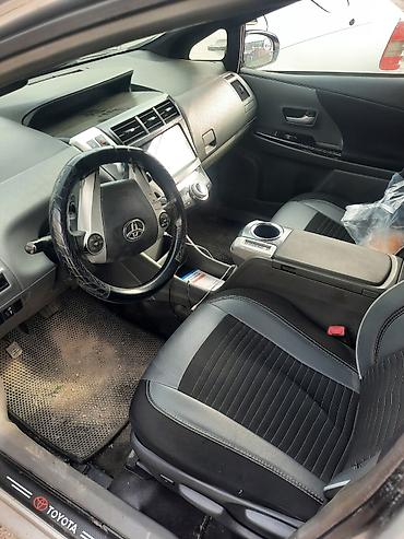 li 9: Toyota Prius: 0.9 l | 2012 il Hetçbek — 3