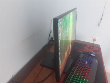 Мониторы: Asus Monitor satılır. 27 inc 144 hz 1 ms. heçbir problemi yoxdu dp və