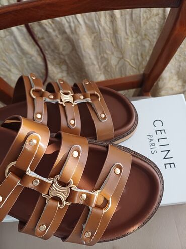 qara cins pencekler: Домашние тапочки, Размер: 38, цвет - Коричневый, Б/у