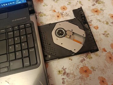 Dell: Dell notbuku satiram 
ssd qoyulub suretli isleyir — 5