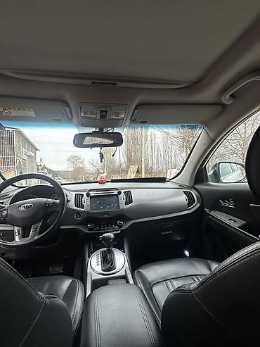 Kia: Kia Sportage: 2 l | Krossover — 10