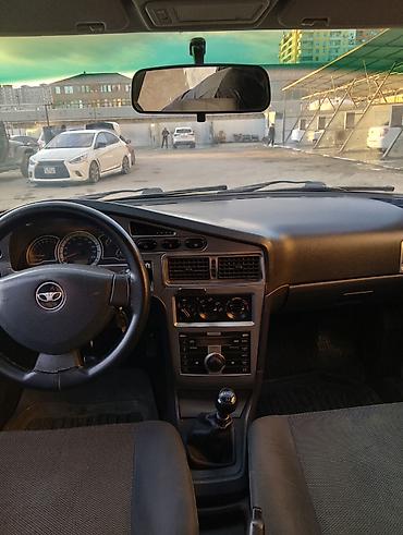 Daewoo: Daewoo Nexia: 1.5 l | 2010 il Sedan — 10