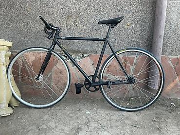 Фикс-байк (single speed/fixed gear) в минималистичном исполнении