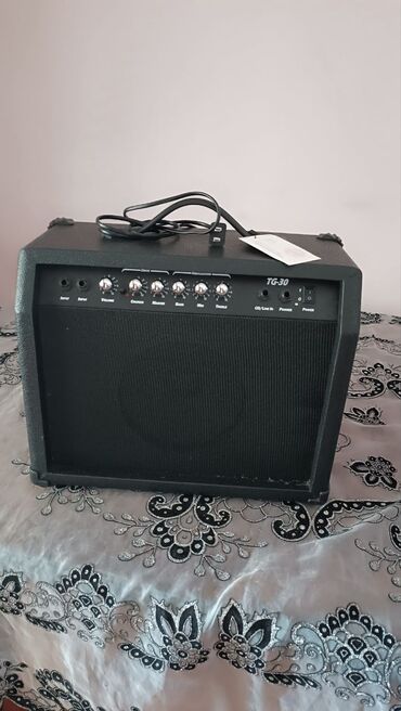 усилители б у: Elektro gitara uchun ses guclendirici, 2 defe istifade olunub ev