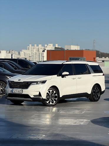 Kia Carnival: 2020 г.