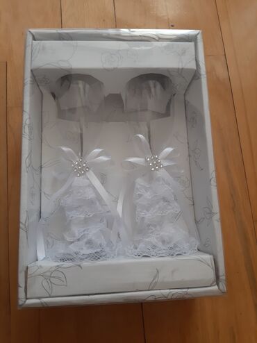 Xonça: Tezdir iślenmeyiib 
26eded 
hamisi birlikdə 1000 AZN — 3