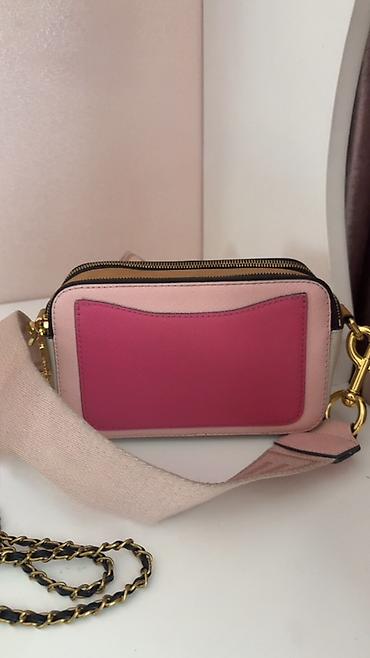 marc jacob: Marc Jacobs “Snapshot” çiyin çantası - Rənglər: açıq pudra-çəhrayı ön — 2