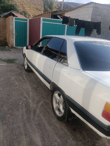 Audi: Audi 100: 1987 г., 1.8 л, Механика, Бензин, Седан — 7