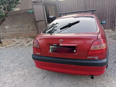 таюота авенсис: Toyota Avensis: 2002 г., 1.8 л, Автомат, Хэтчбэк