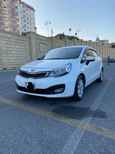 Kia: Kia Rio: 1.4 l | 2014 il Sedan