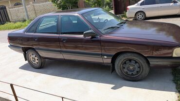 Audi: Audi 100: 1989 г., 2 л, Механика, Бензин, Седан