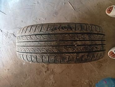 лампы освещения: Комплект автомобильных шин 205/60 R16 92V - Размер: 205/60 R16 - — 2