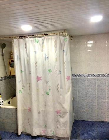 Duş kabinaları, arakəsmələr: Arakəsmə, Künc üçün — 1