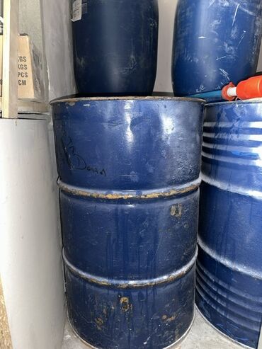 Döşəmə: Məhsul: Mavi metal çən/barrel Xüsusiyyətlər: - Material: Metal