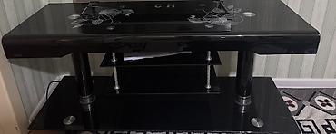 Qara şüşə televiziya/mediacenter masası - Material: cilalanmış qara