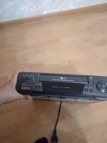 LG VHS videomaqnitofon - Model: LG (ön paneldə “Crystal View Picture lalafo.az -da LG VHS videomaqnitofon - Model: LG (ön paneldə “Crystal View Picture