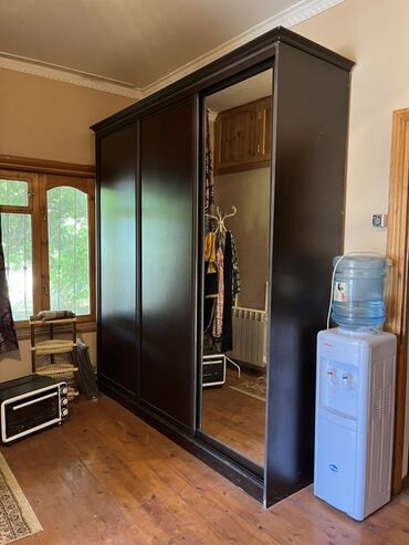 ищу аренду помещения: 100 м², 3 комнаты, С бассейном, Комби, Газ, Электричество