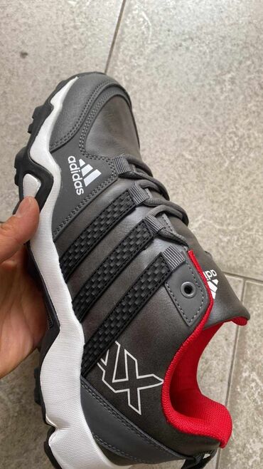 adidas čizme: Adidas AX muške patike Veličine od 41 do 46 Cena 3200 dinara +ptt