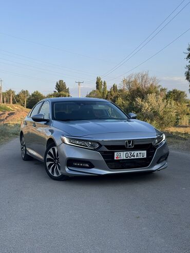 бак на урал: Honda Accord: 2019 г., 1.5 л, Вариатор, Бензин, Седан