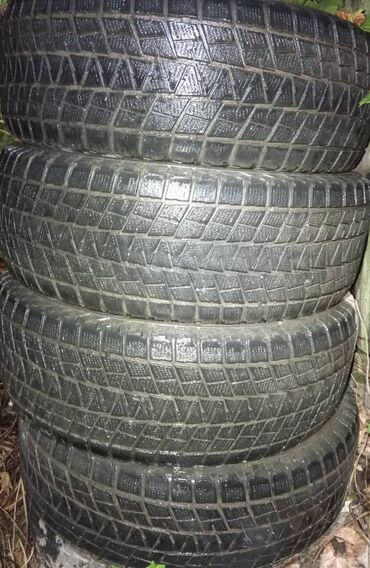 колесо от тачки: Шиналар 275 / 70 / R 16, Кыш, Колдонулган, Комплект, Жапония, Bridgestone