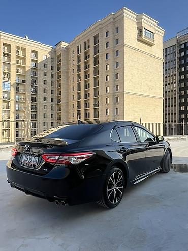 Toyota: Toyota Camry: 2020 г., 2.5 л, Автомат, Бензин, Седан — 5