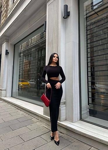 Haljine: Haljina: 2.600 dinara
Trikotaža
Uvoz Turska — 1