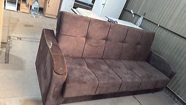 Прямые диваны: Прямые диваны с высокой спинкой и широкими подлокотниками - — 7