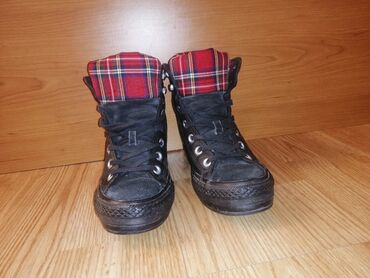 Gležnjače: Gležnjače, 40 — 4