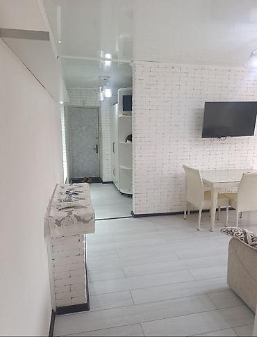 estate: 2 комнаты, Бишкек Парк ТРЦ Агентство недвижимости, Семейным, от 6 месяцев, от 1 года, С мебелью полностью — 3