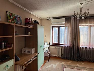 Продажа коттеджей и домов: Продаю дом в районе Киркомстроме. Участок 5.5 соток, улица — 3