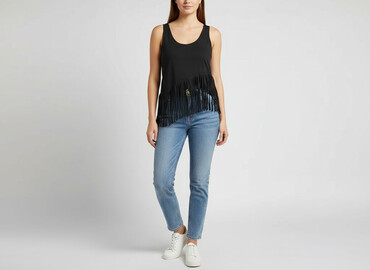 t shirty z piórami: Women`s top, size M