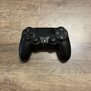 dualshock: Sony DualShock 4 V2 - PS4 üçün Heçbir problemi yoxdur. İdeal