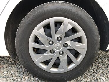 бишкек авто машина: Темир Дисктер R 15 Hyundai, Комплект, тешиктери - 4, Колдонулган