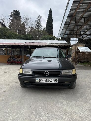 opel astra c: Opel Astra: 1.6 l | 1996 il Hetçbek