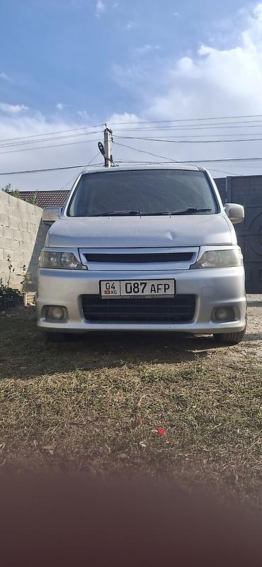 4 тактный: Honda Stepwgn: 2003 г., 2 л, Автомат, Бензин, Минивэн — 1