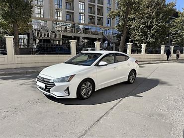 Продажа авто: Hyundai Elantra: 2019 г., 2 л, Автомат — 1
