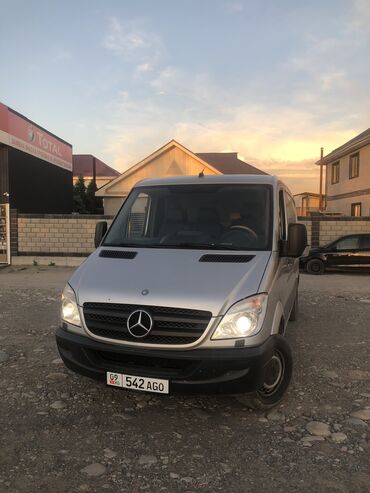 Mercedes-Benz: Mercedes-Benz Спринтер: 2010 г., 2.2 л, Механика, Дизель, Бус