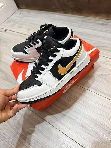 nike jordan 1 low: Мужские кроссовки, 39, 39.5, Nike, Новый, цвет - Черный — 1