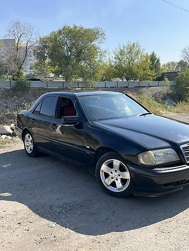 Mercedes-Benz C-Class: 1994 г., 1.8 л, Механика, Седан