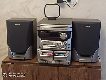mp3 calar: Aiwa MSX-5111 mini audio sistemi Xüsusiyyətlər: - 3 disklik CD — 1