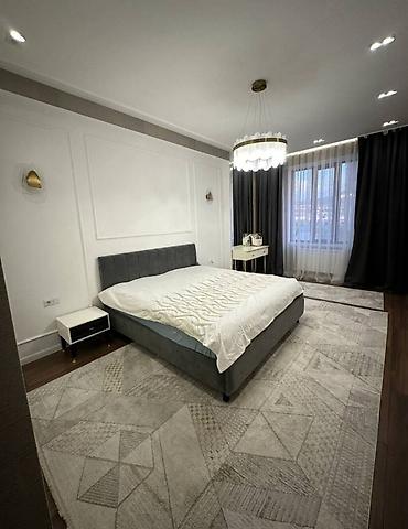 Продажа квартир: 3 комнаты, 109 м², Элитка, 3 этаж, Дизайнерский ремонт — 1