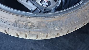 pult az: Michelin təkər 265 35 21 az istifadə olunub. 1 ədəd, istehsal ili — 3